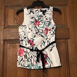 White House black market blouse size 0